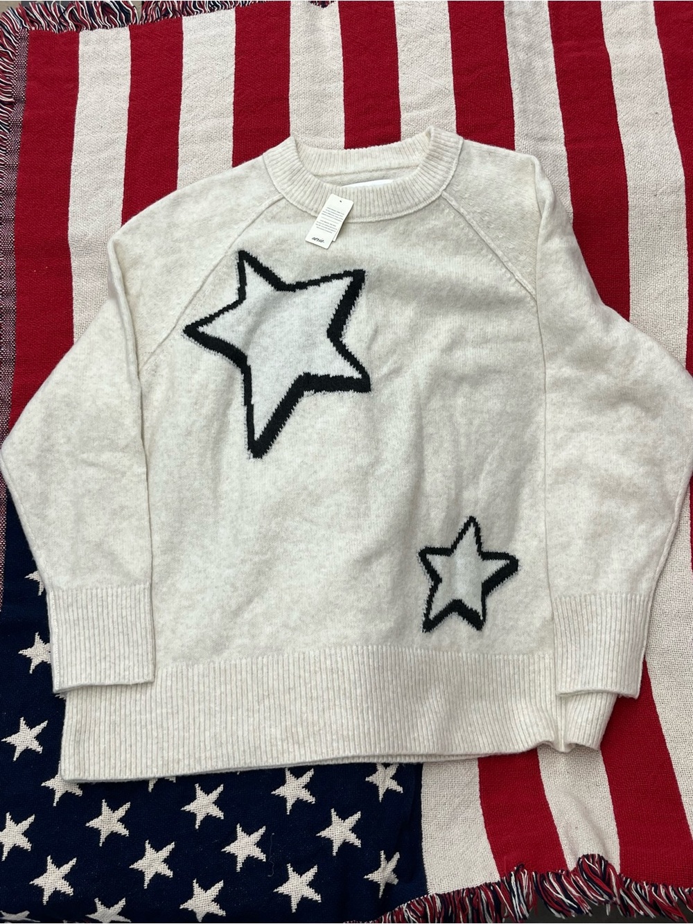 aerie Cream Star-Accent Crewneck Sweater Women’s Size Medium New with Tags